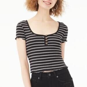 Aeropostale Striped V-Neck Cropped T-Shirt Lettuce Hem Henley Tee SMALL